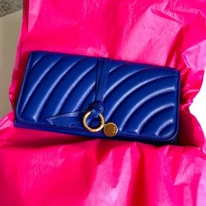 Authentic CHLOE ALPHABET long wallet 💙💙💙